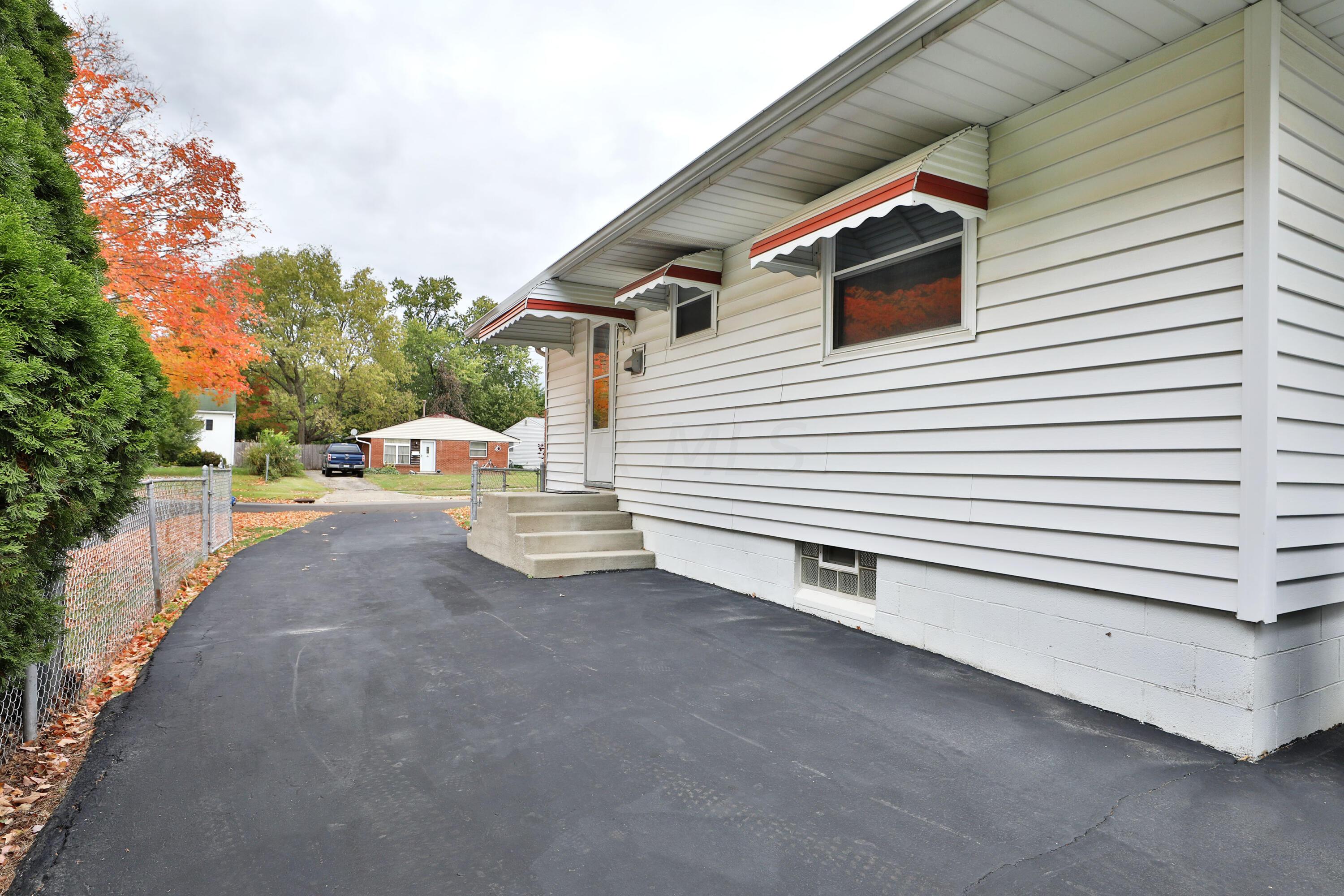 127 Cullman Road Columbus, OH 43207 - Photo 24 of 28 127-Cullman-27