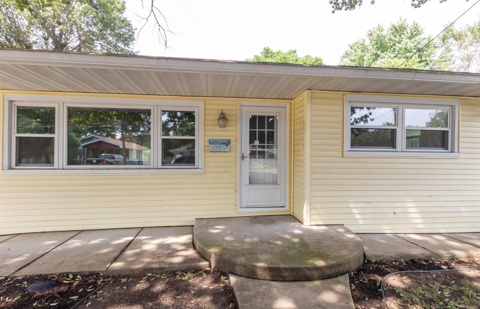 1029 Villa Ridge Way Collinsville, IL 62234 - Photo 2 of 22 Gallery Image 2