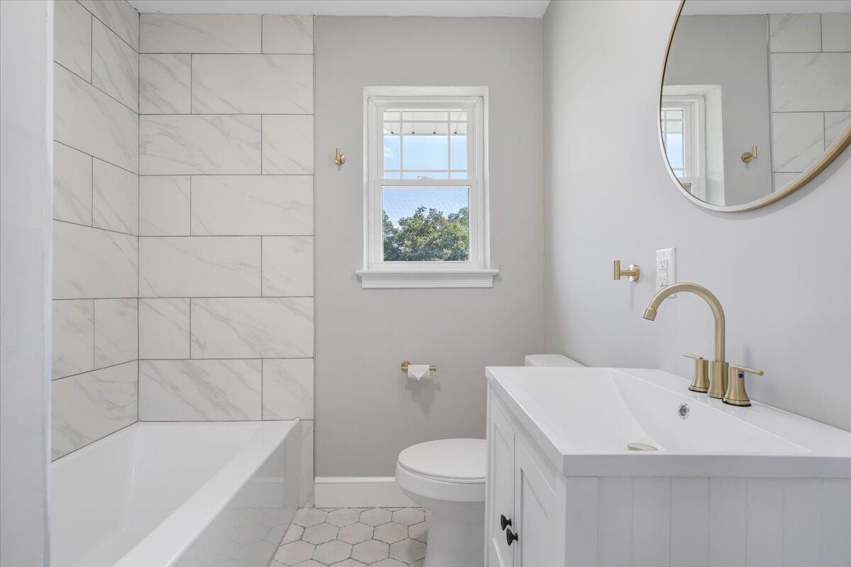 2282 Trinity Road Troutville, VA 24175 - Photo 30 of 36 NEW BATH!