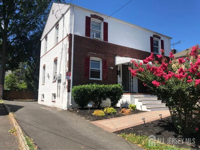 $2,100 | 148 Main Street, South Bound Brook, NJ 08880