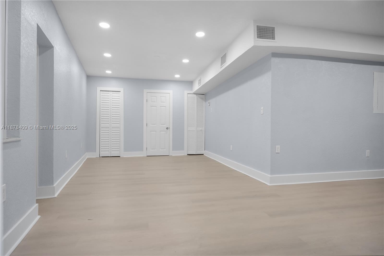 430 Southwest 15th Road Miami, FL 33129 - Photo 3 of 15 a view of an empty room
