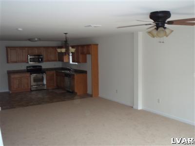 36 West Goepp Street Bethlehem, PA 18018 - Photo 3 of 4