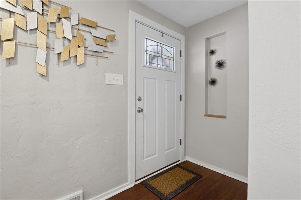 5600 5th Street Pittsburgh, PA 15236 - Photo 3 of 29 Entry w coat closet