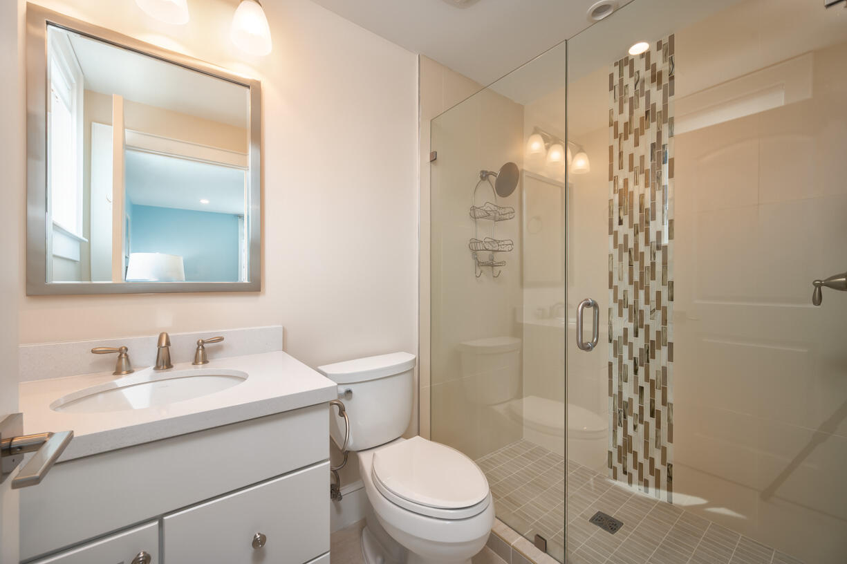 589 Pirates Road Summerland Key, FL 33042 - Photo 18 of 43 Guest Bathroom 2
