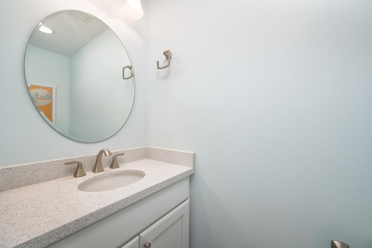 589 Pirates Road Summerland Key, FL 33042 - Photo 19 of 43 Half Bathroom