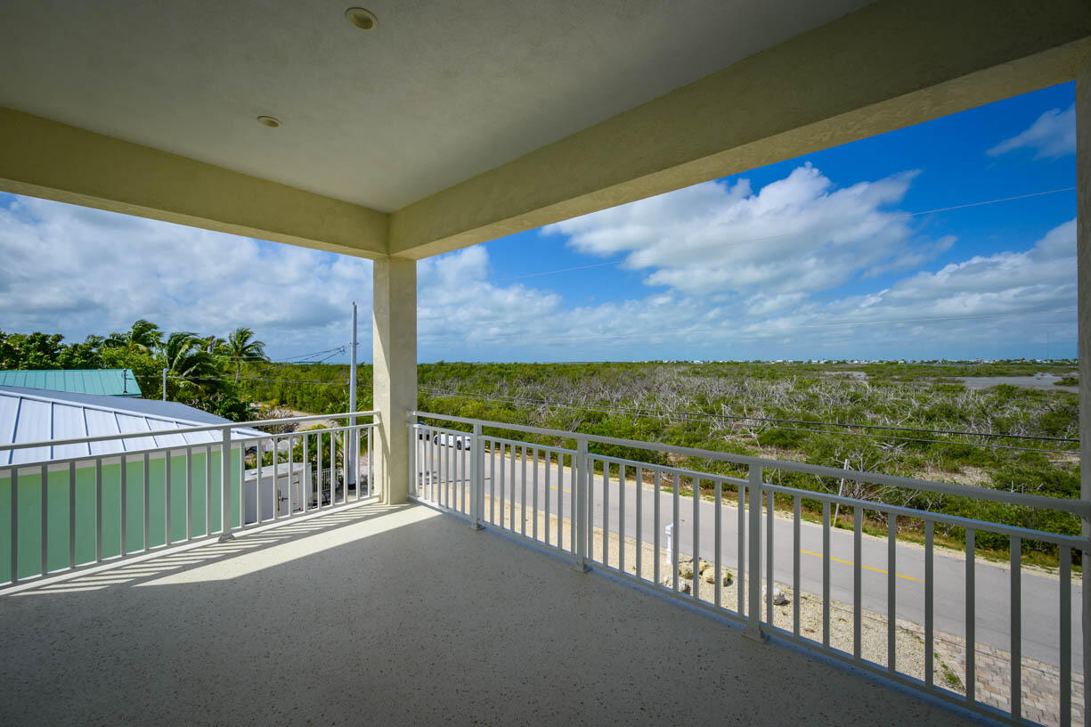 589 Pirates Road Summerland Key, FL 33042 - Photo 23 of 43 Master Balcony