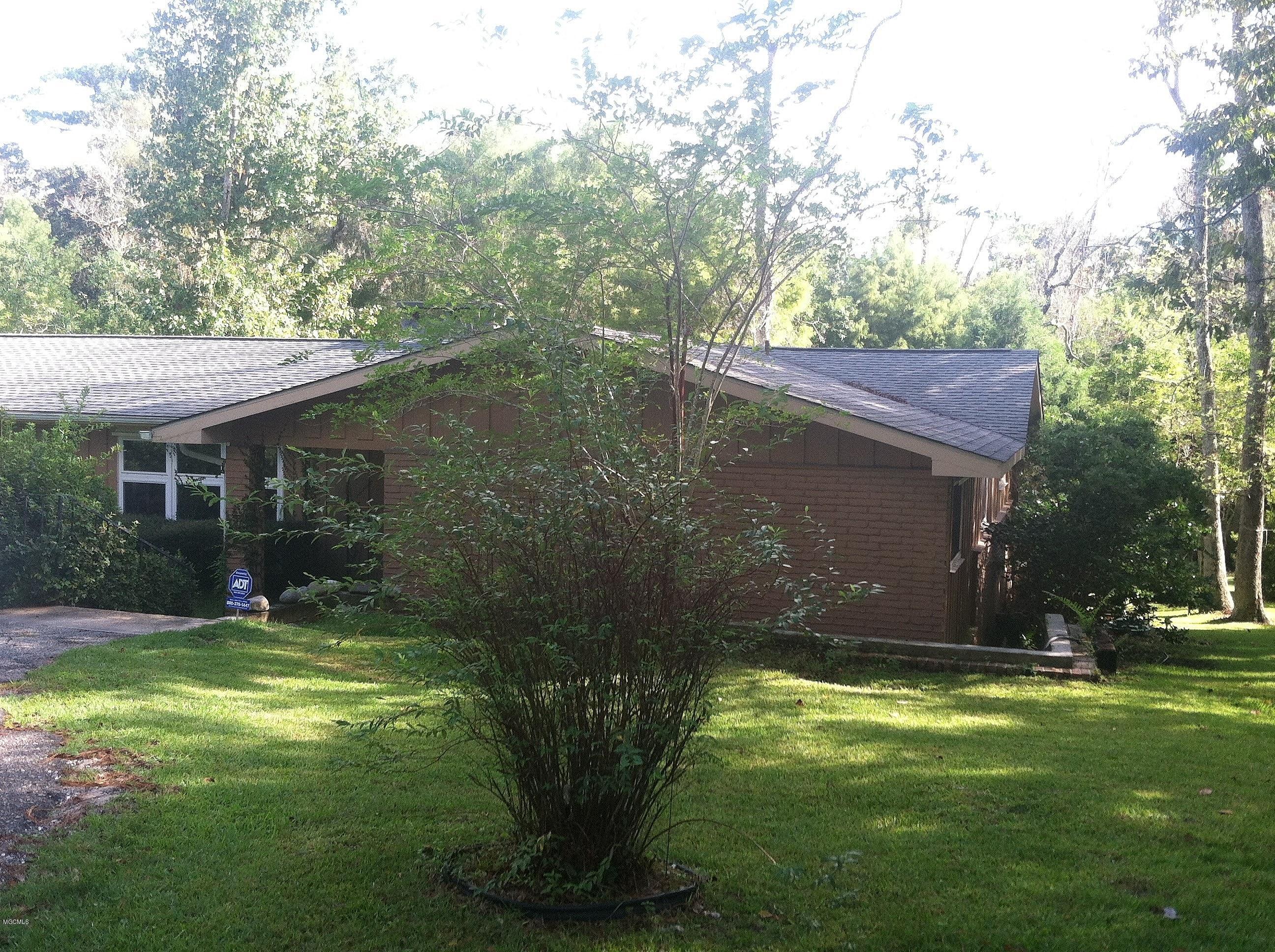 6225 Ridge Road Ocean Springs, MS 39564 - Photo 1 of 35 44AFE7CF-89A2-425B-9757-E9FAE4F916B5