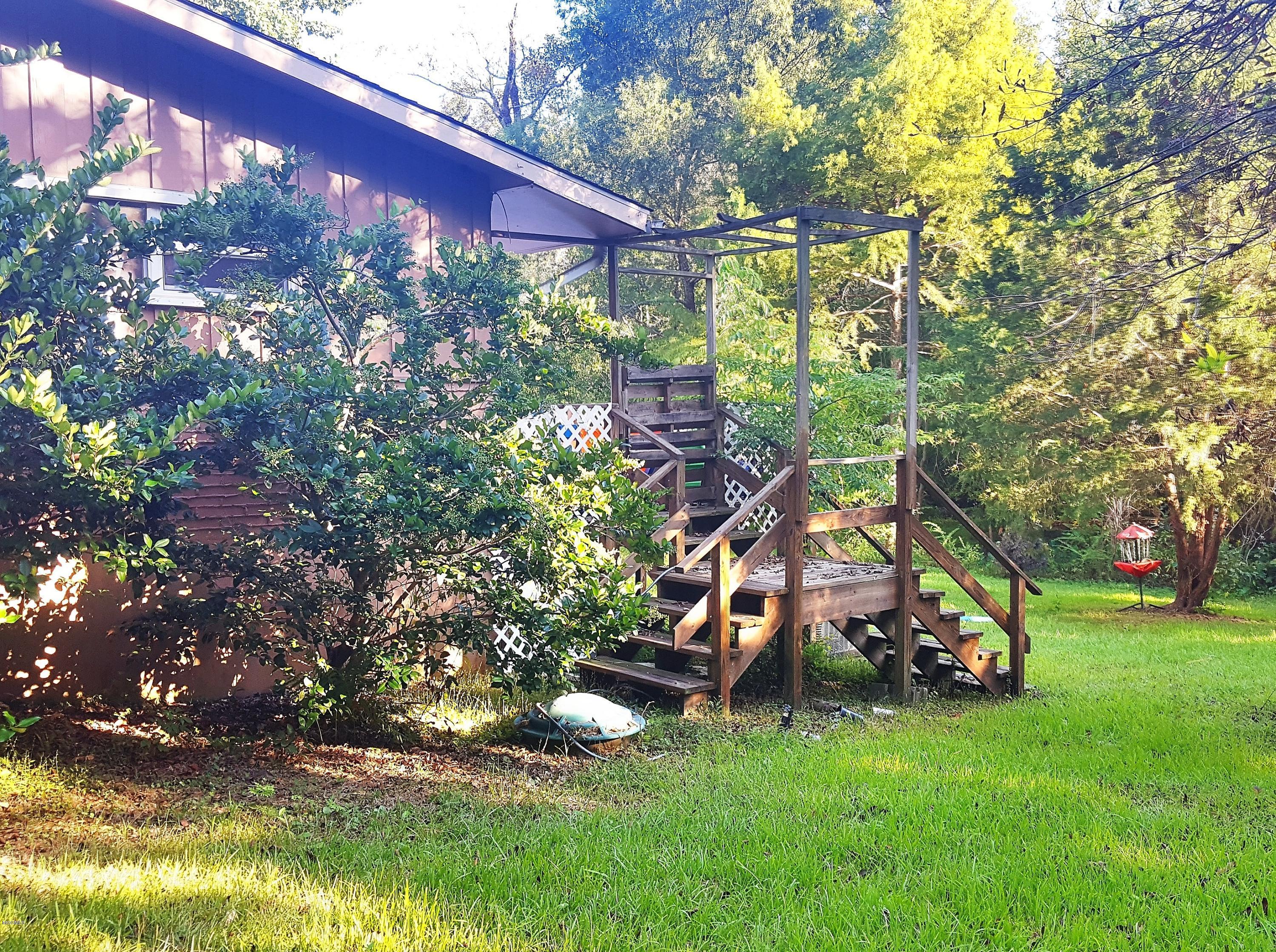 6225 Ridge Road Ocean Springs, MS 39564 - Photo 25 of 35 hdr_00645_1