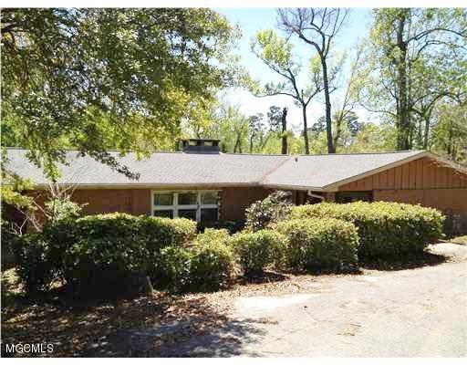 6225 Ridge Road Ocean Springs, MS 39564 - Photo 3 of 35 better