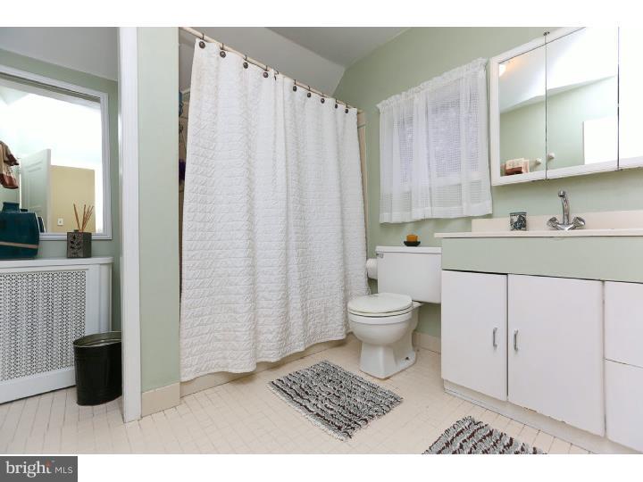 117 Marvin Road Cheltenham, PA 19027 - Photo 16 of 20 Bathroom