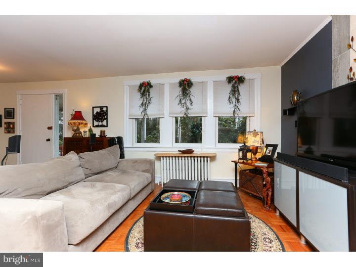 117 Marvin Road Cheltenham, PA 19027 - Photo 4 of 20 Living Room