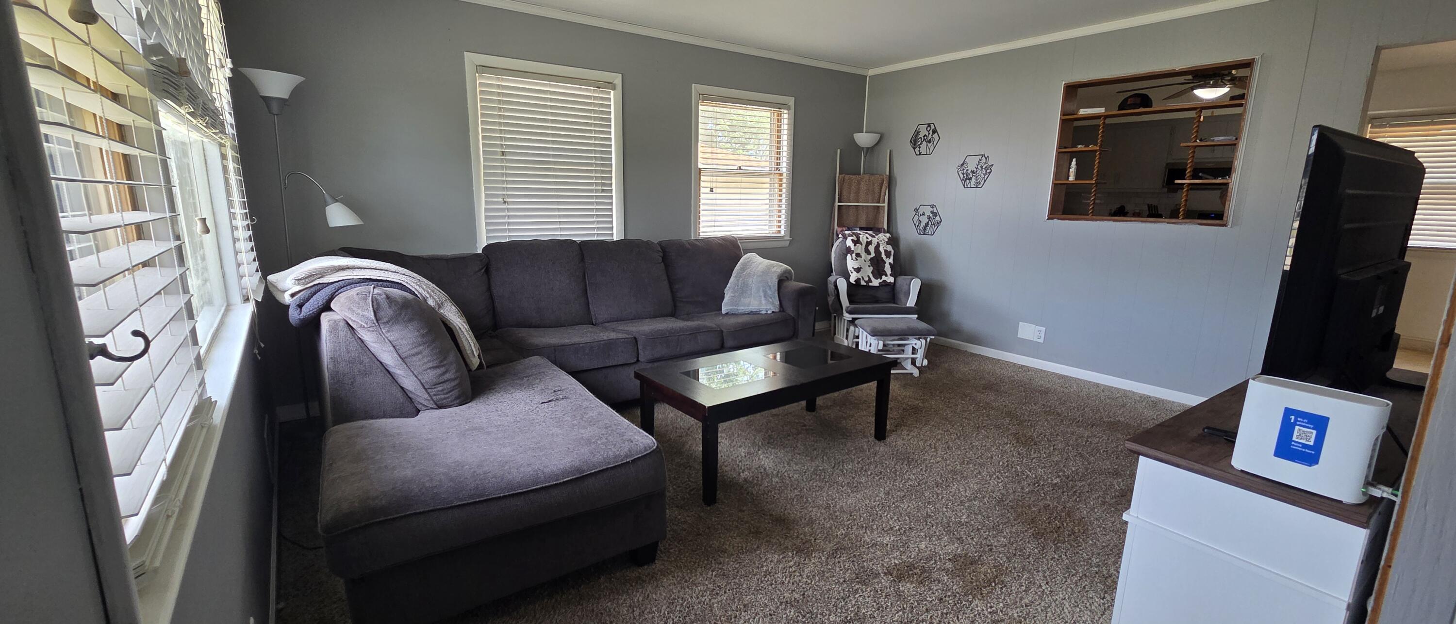 1709 Mercury Circle Racine, WI 53404 - Photo 10 of 23 Living Room