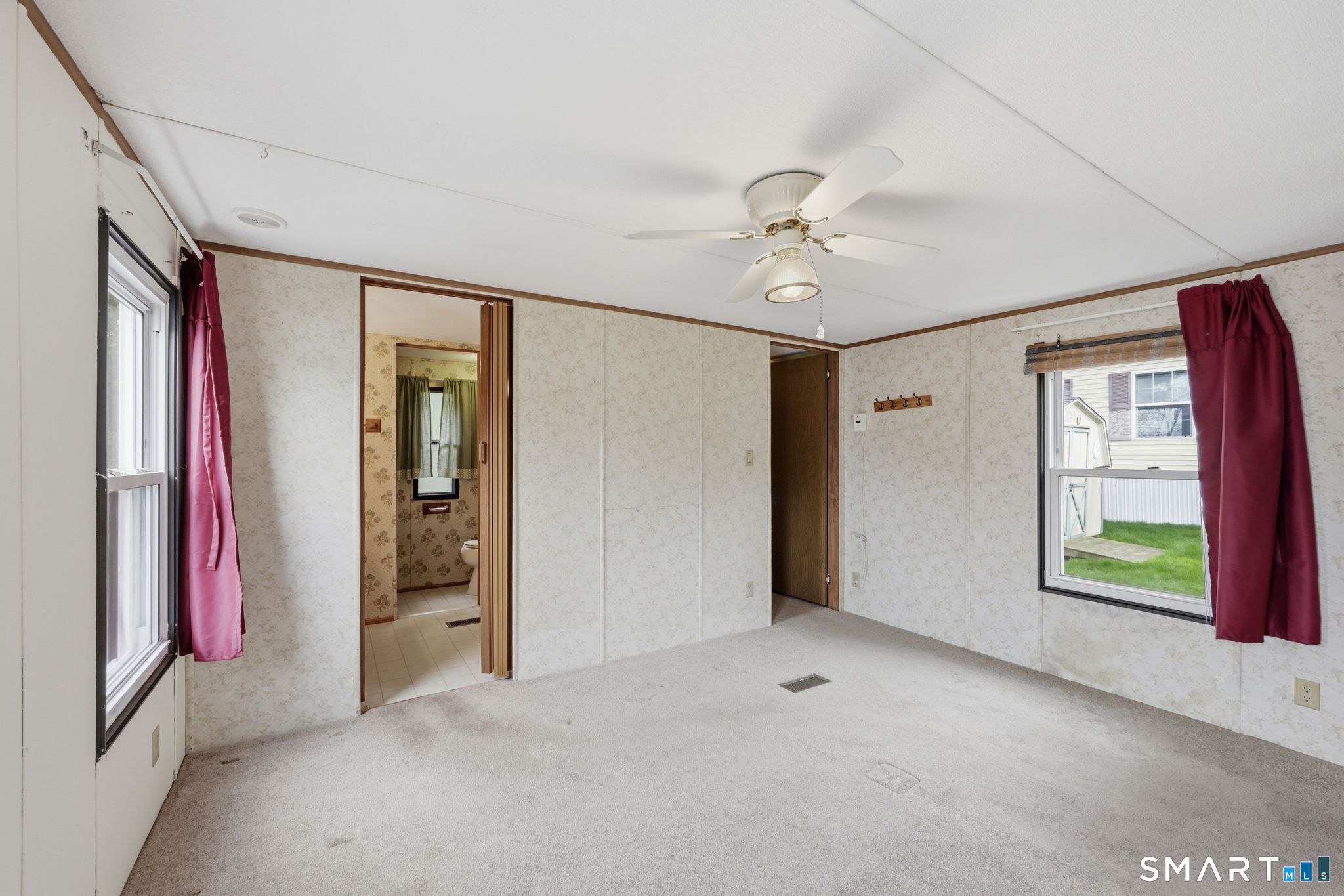 325 Kelly Road Vernon, CT 06066 - Photo 17 of 37