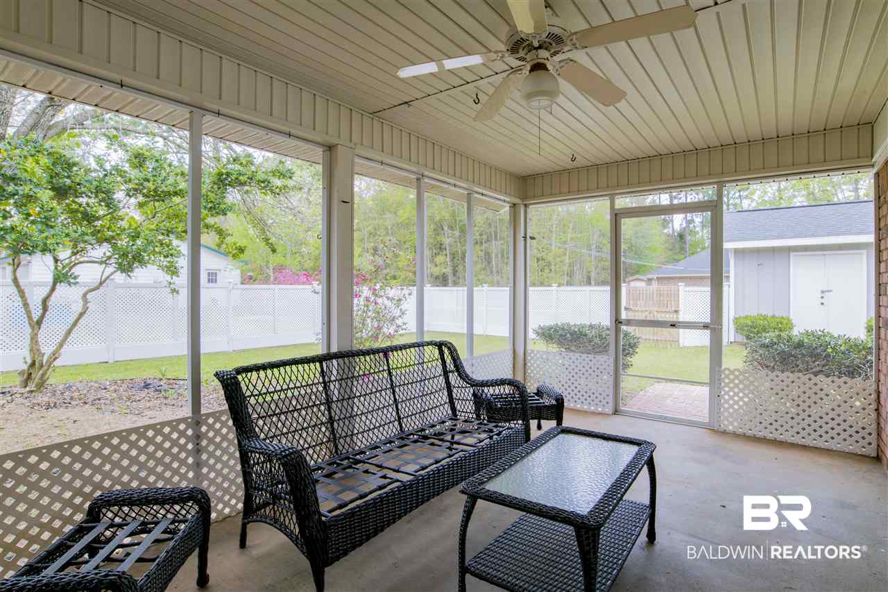 300 West Azalea Avenue Foley, AL 36535 - Photo 3 of 16