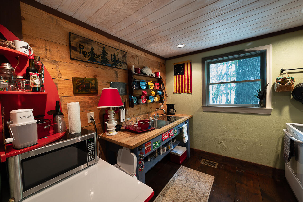 895 Lake Loop Cloudland, GA 30731 - Photo 11 of 27 MC-10