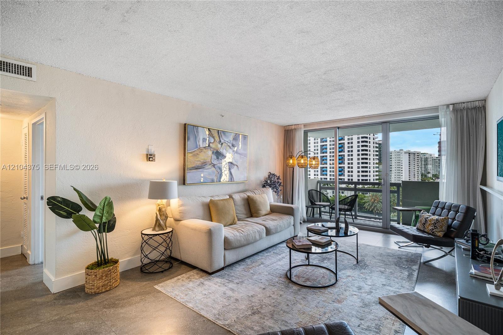 1500 Bay Road, Unit 830S Miami Beach, FL 33139 - Photo 6 of 20 Gallery Image 6