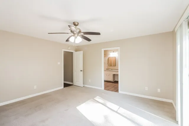 $1,805 | 707 Nautilus Street, Crosby, TX 77532