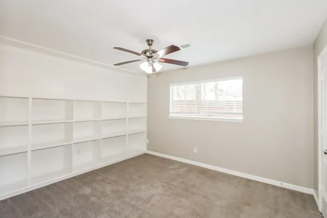 $1,805 | 707 Nautilus Street, Crosby, TX 77532