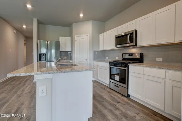 $1,850 | 107 Emerald Star Lane, Lafayette, LA 70506