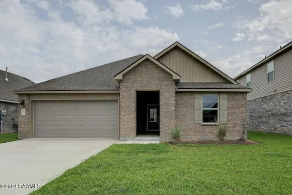 $1,850 | 107 Emerald Star Lane, Lafayette, LA 70506