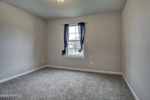 $1,850 | 107 Emerald Star Lane, Lafayette, LA 70506