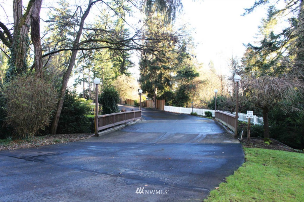 23227 Locust Way Bothell, WA 98021 - Photo 2 of 23