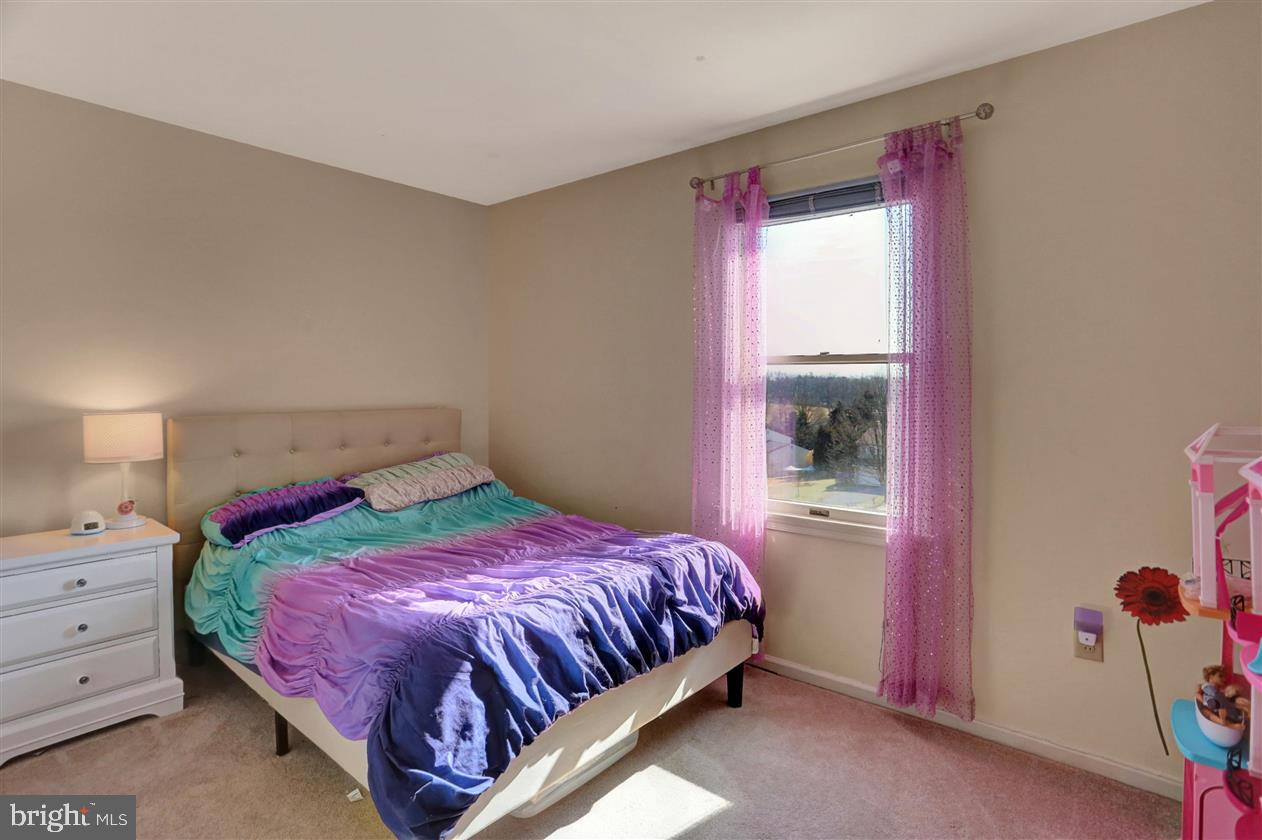 824 Dunbar Road Carlisle, PA 17013 - Photo 19 of 29 Gallery Image 19