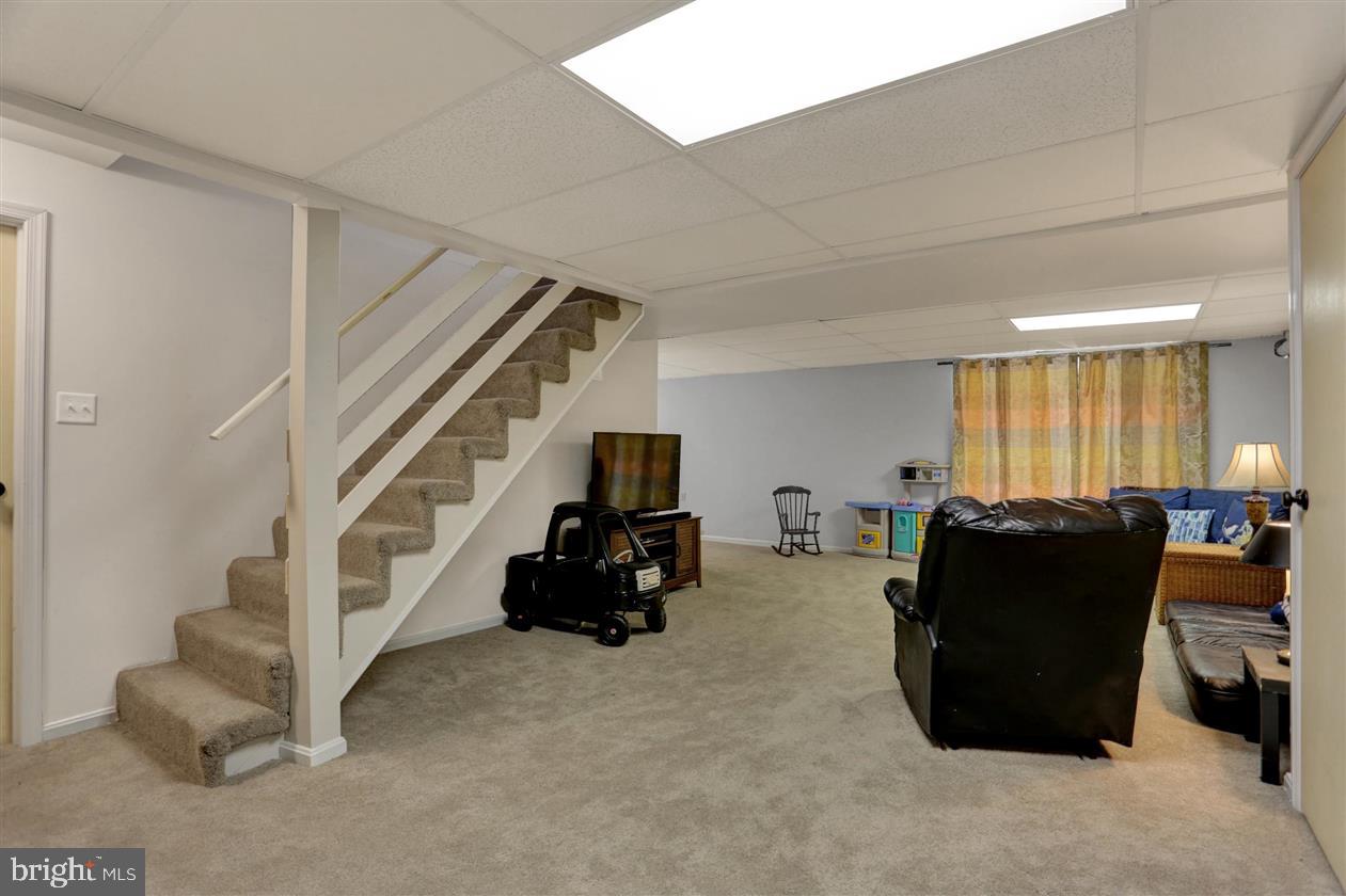 824 Dunbar Road Carlisle, PA 17013 - Photo 23 of 29 Gallery Image 23