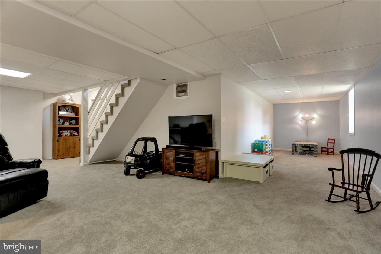 824 Dunbar Road Carlisle, PA 17013 - Photo 24 of 29 Gallery Image 24