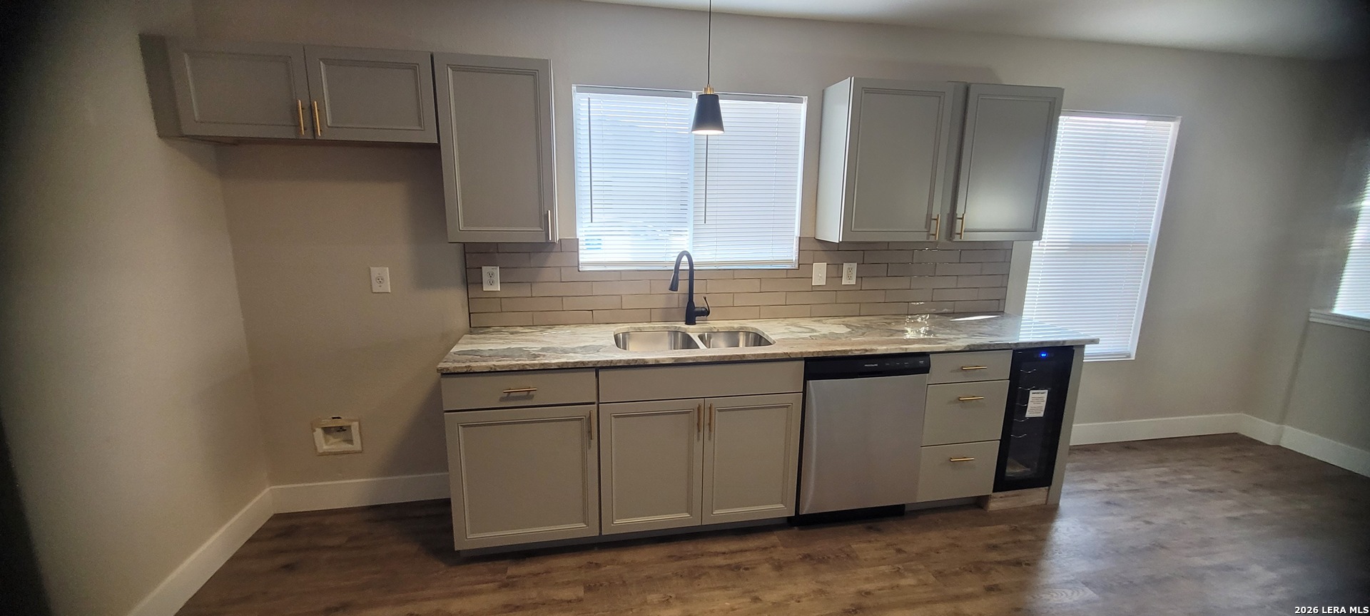 144 Briar Street Cibolo, TX 78108 - Photo 2 of 17