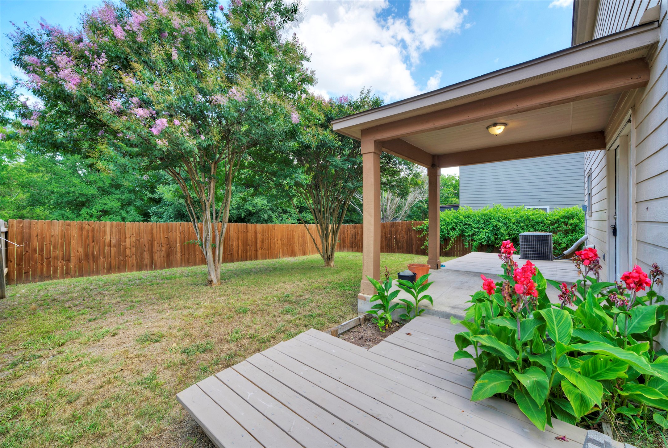 140 Plum Path Kyle, TX 78640 - Photo 2 of 22