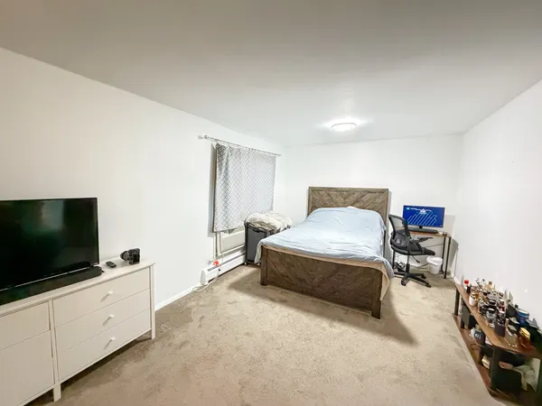 $245,000 | 2612 North Windsor Drive, Unit 201, Arlington Heights, IL 60004