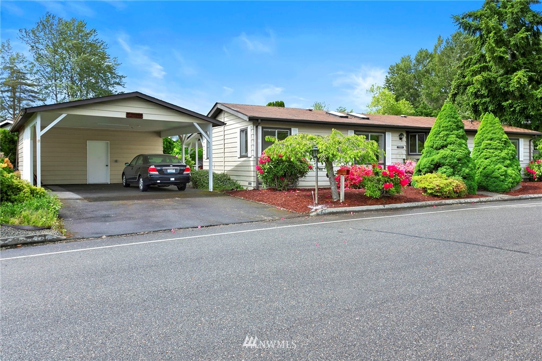23614 Lake Drive West Bothell, WA 98021 - Photo 2 of 22