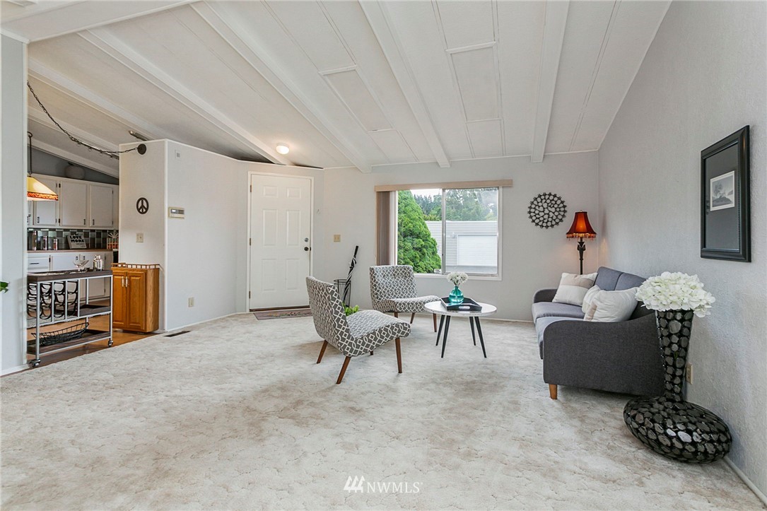 23614 Lake Drive West Bothell, WA 98021 - Photo 11 of 22