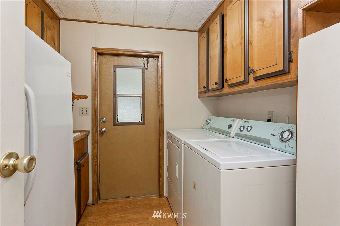 23614 Lake Drive West Bothell, WA 98021 - Photo 18 of 22