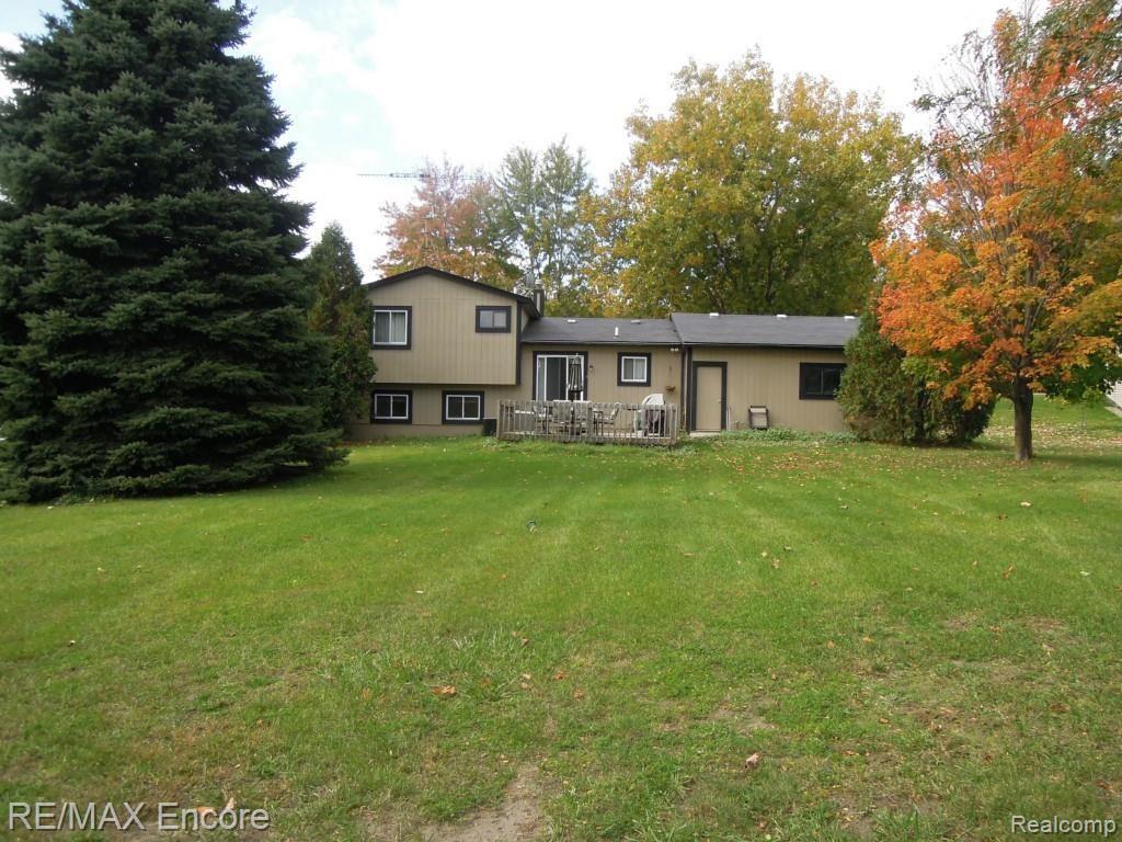 615 South Baldwin Road Oxford, MI 48371 - Photo 65 of 67 DSCN9031.jpg