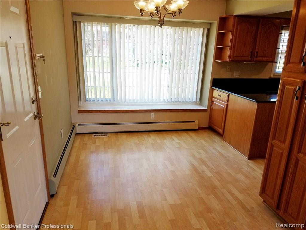 30112 Wicklow Road Farmington Hills, MI 48334 - Photo 12 of 45