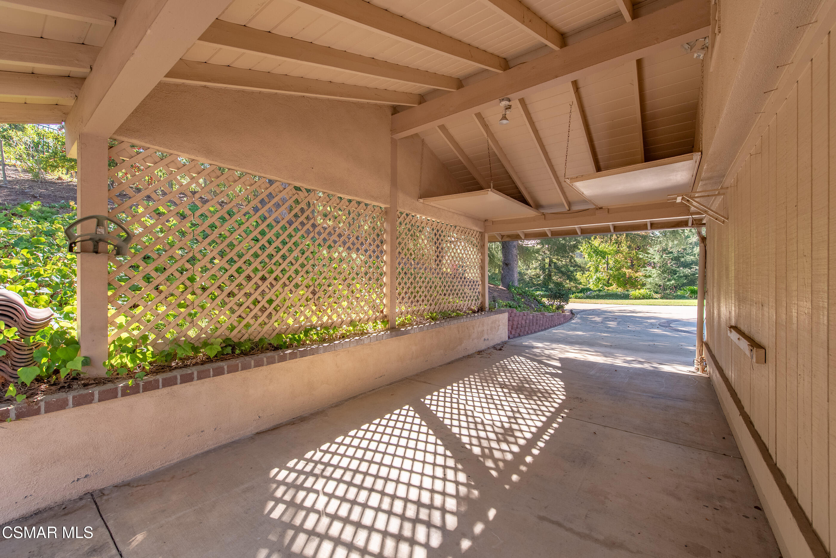 39 Inverness Road Thousand Oaks, CA 91361 - Photo 56 of 69 39 Inverness Road Thousand Oaks-70