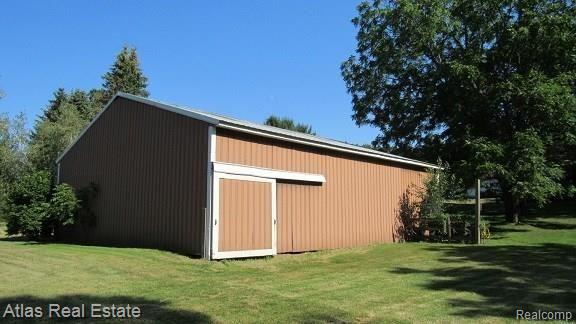 8405 Horton Road Goodrich, MI 48438 - Photo 9 of 20 IMG_7328.JPG