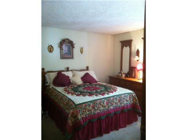 108 East Falcon Run Pendleton, IN 46064 - Photo 12 of 17 Gallery Image 12