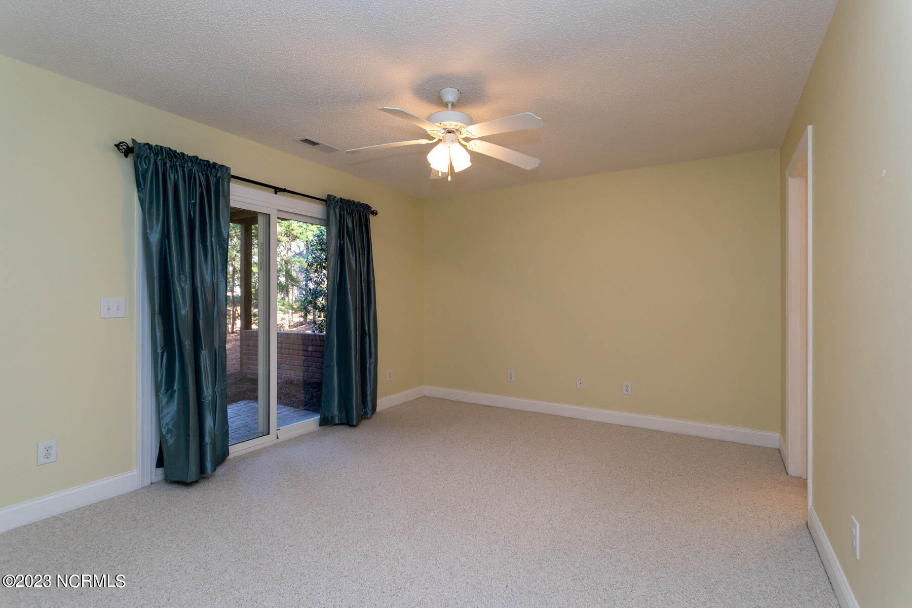 285 Merion Circle Pinehurst, NC 28374 - Photo 22 of 46 xbed2-1