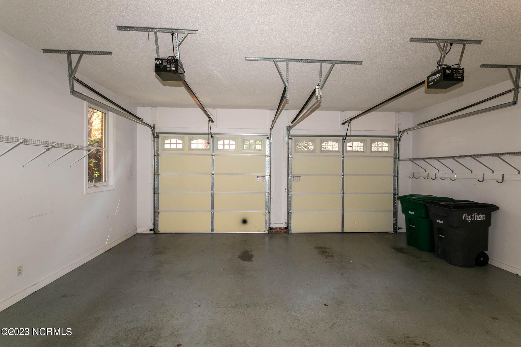 285 Merion Circle Pinehurst, NC 28374 - Photo 39 of 46 garage1