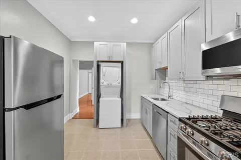 $799,900 | 4051 Russell Boulevard, St. Louis, MO 63110