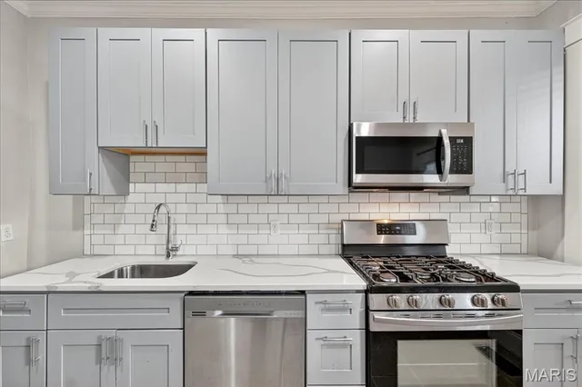 $799,900 | 4051 Russell Boulevard, St. Louis, MO 63110