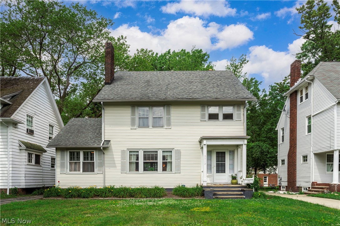 2512 Lee Road Cleveland, OH 44118 - Photo 1 of 35