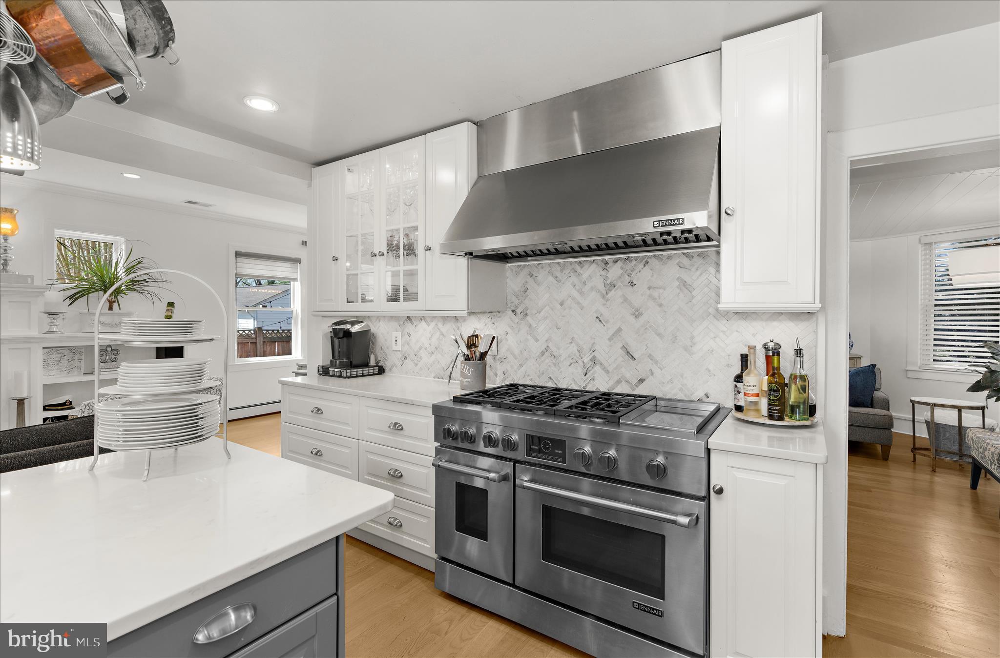 1116 Bay Ridge Avenue Annapolis, MD 21403 - Photo 3 of 49