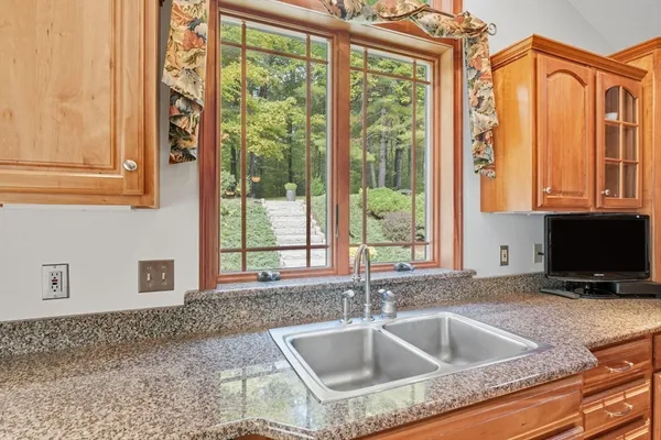 $650,000 | 201 Belchertown Road, Ware, MA 01082