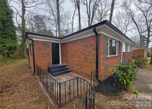 $1,695 | 1407 Sherwood Drive, Kannapolis, NC 28081