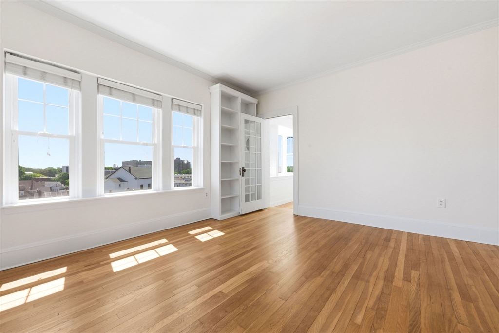 21 Bradlee Road, Unit 54 Medford, MA 02155 - Photo 4 of 14