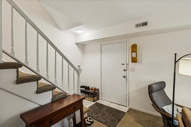 $219,900 | 2169 Dogwood Lane, Unit 46C, Palatine, IL 60074